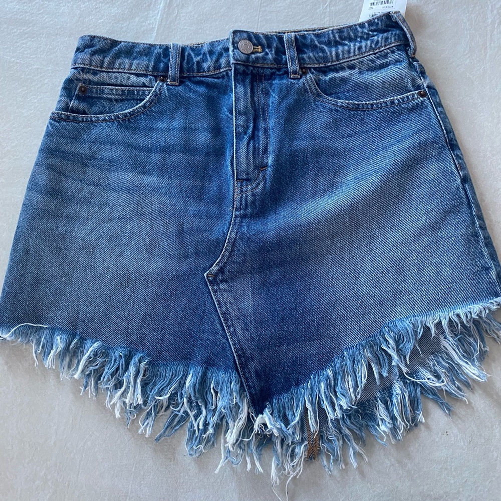 Free People Denim Skirt Women’s Size 27 We the Free Nwt Jean Frayed Raw Hem